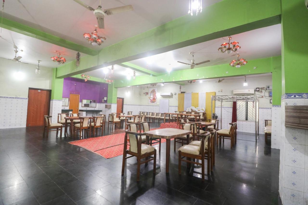 Spot On 65043 Hotel Kalinga Palace Kendrapara Extérieur photo
